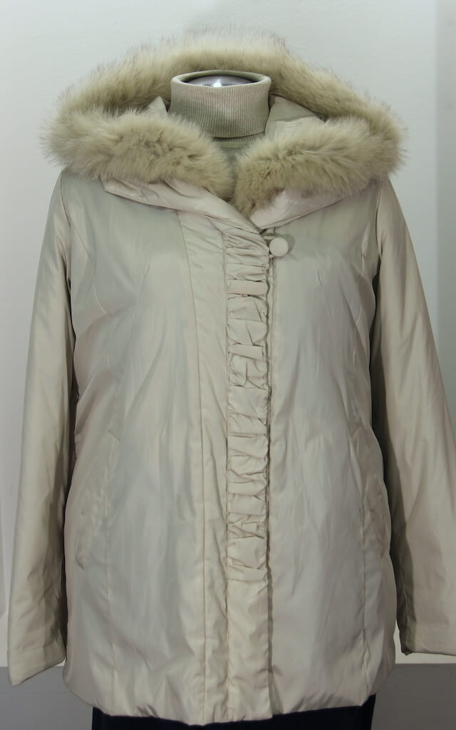 Женская стильная короткая зимняя куртка 76520815
