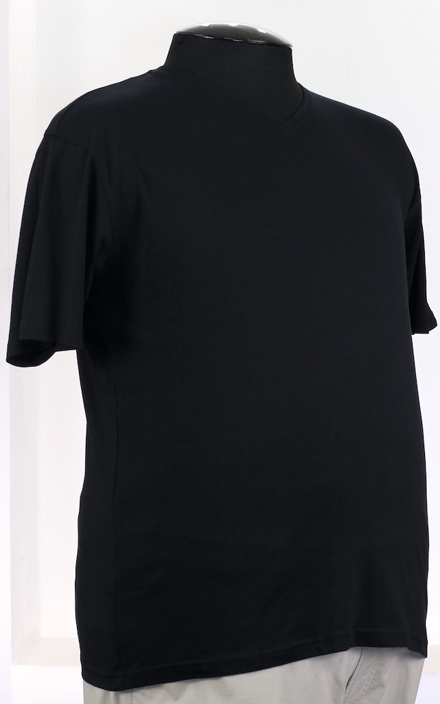 Однотонная футболка черного цвета с V-горлом арт. 36030702