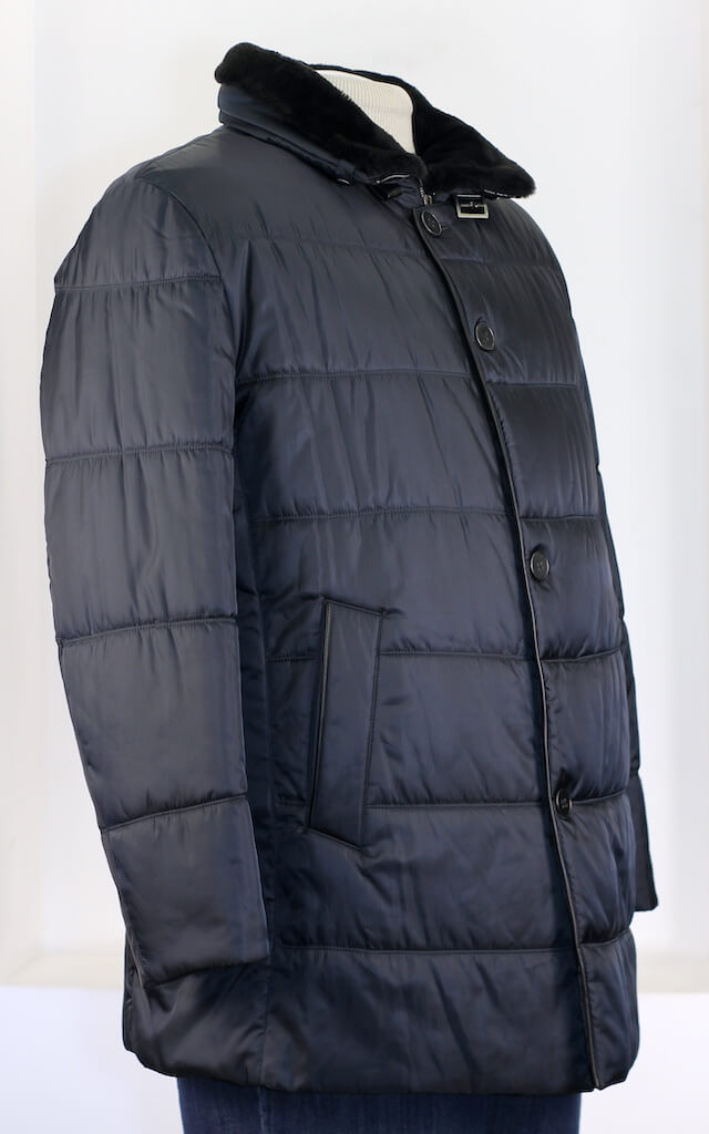 Стеганая зимняя куртка с меховым воротником арт. 46161001