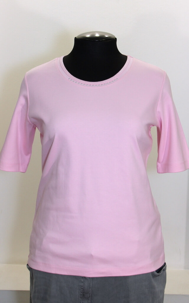 Розовая футболка большого размера арт. 21855436