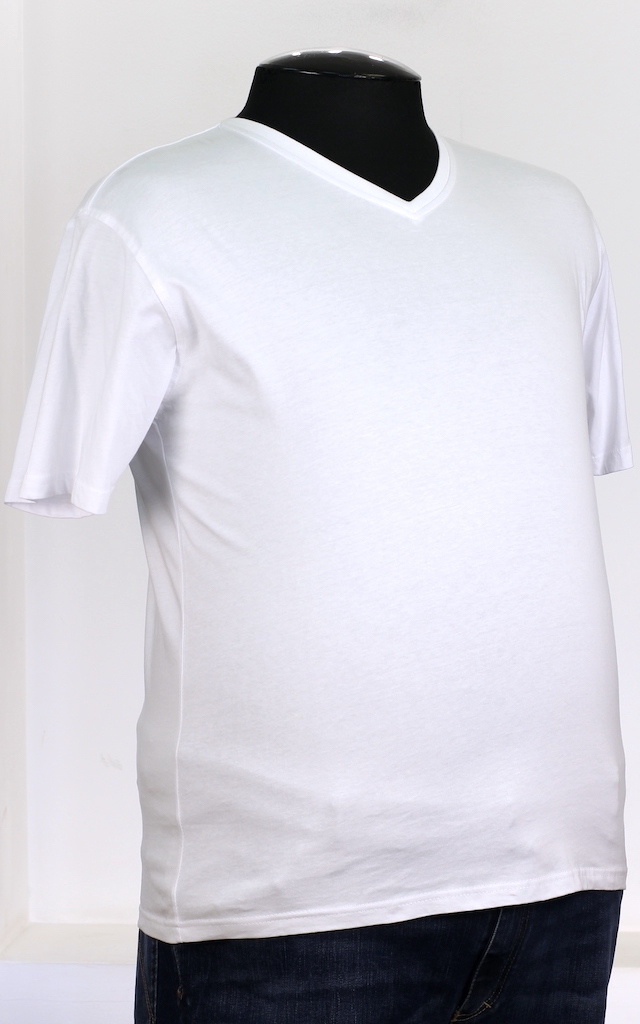 Белая футболка с V-образным вырезом 36030703